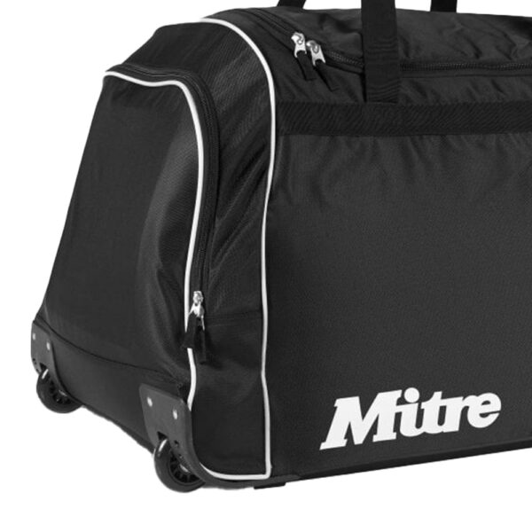 Corre Wheeled Bag - Image 2