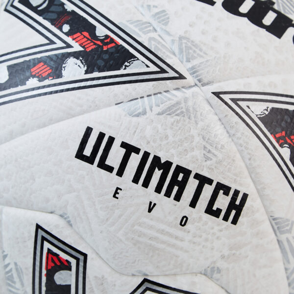 Ultimatch Evo White 10 Ball Deal Plus FREE Bag - Image 5
